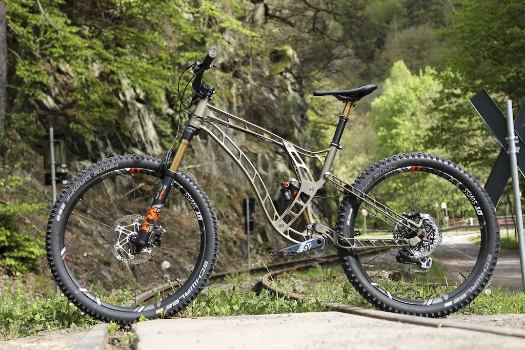 Frace F160